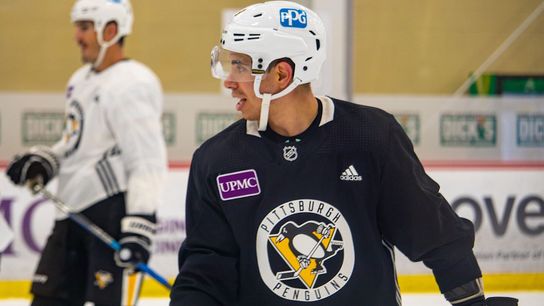 Sullivan shakes up lines, seeks more diversified offense taken in Cranberry, Pa. (Penguins)